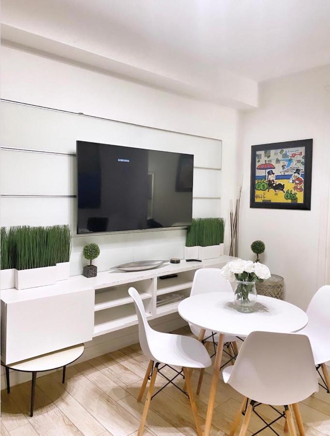 2 Bedroom Ocean Drive Newly Renovated 마이애미 비치 외부 사진
