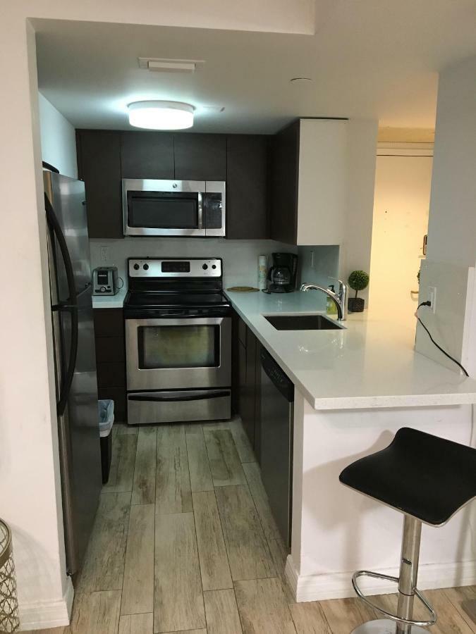 2 Bedroom Ocean Drive Newly Renovated 마이애미 비치 외부 사진