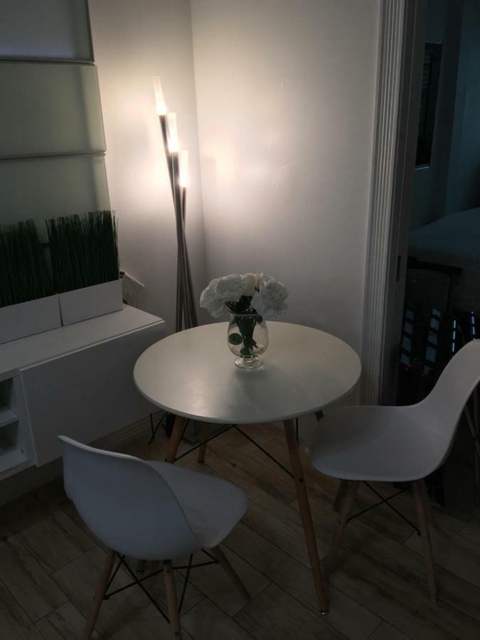 2 Bedroom Ocean Drive Newly Renovated 마이애미 비치 외부 사진